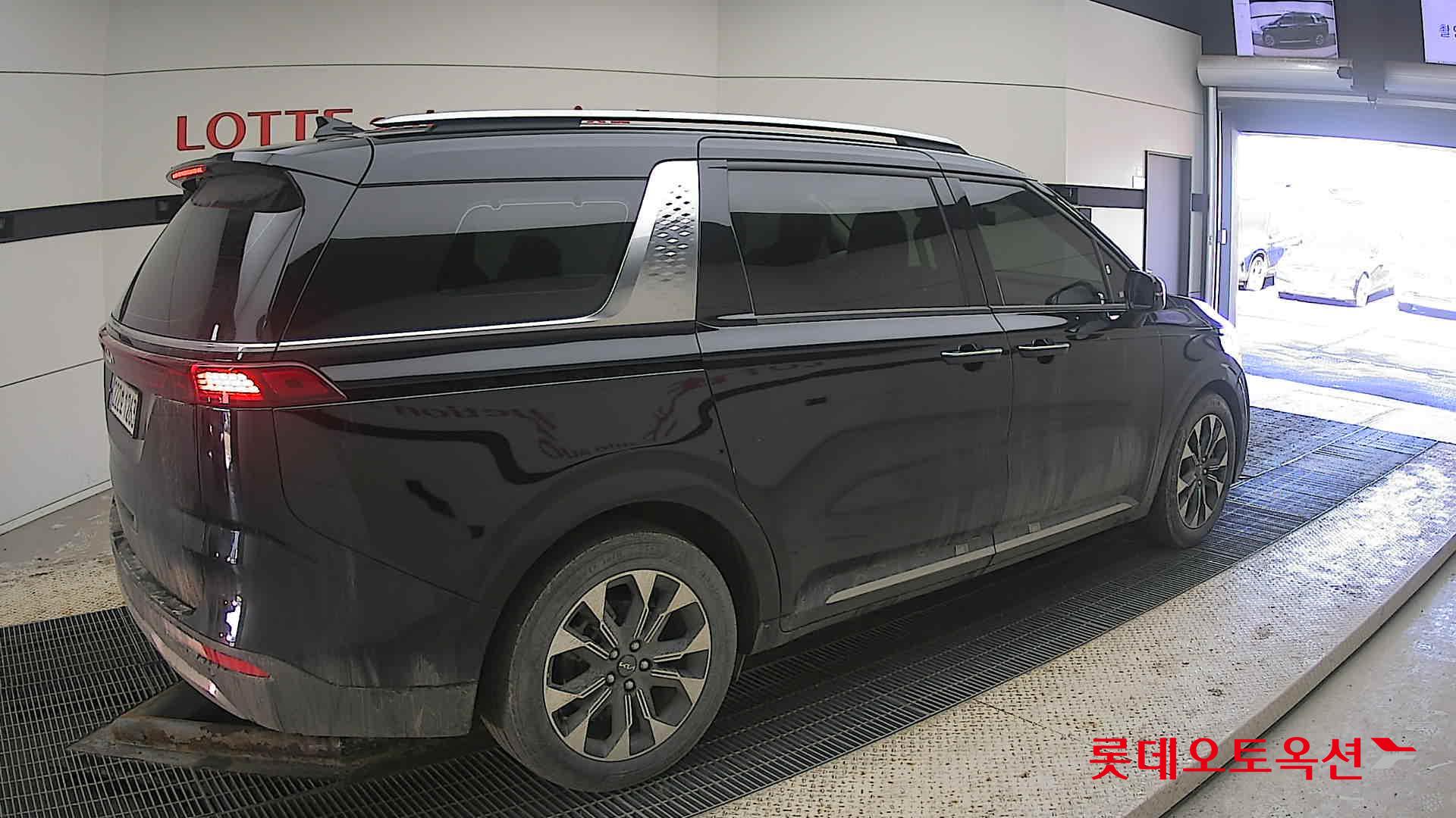 Kia Carnival id 3816443 из Кореи 19