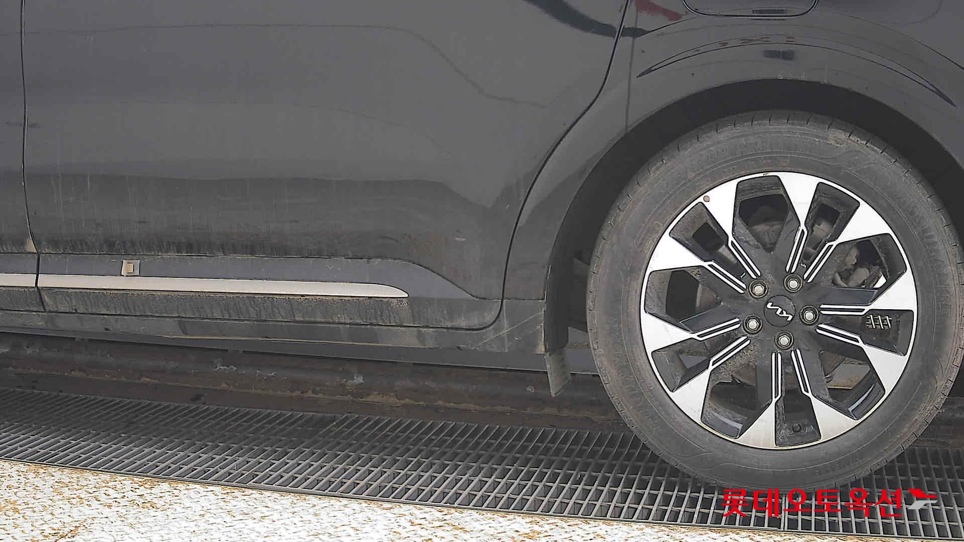 Kia Carnival id 3816443 из Кореи 22