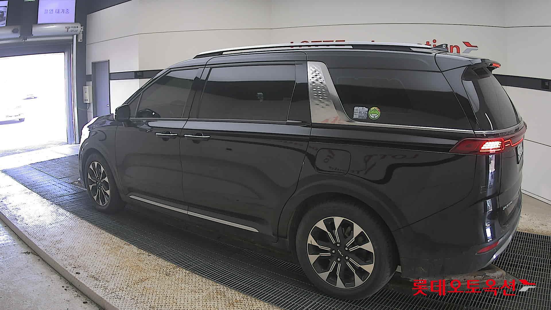 Kia Carnival 2023 - Image 15