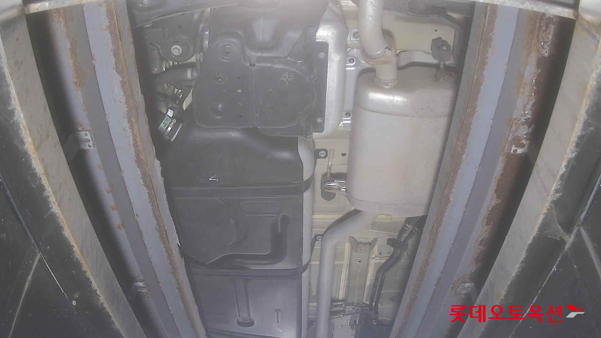 Kia Carnival 2023 - Image 2