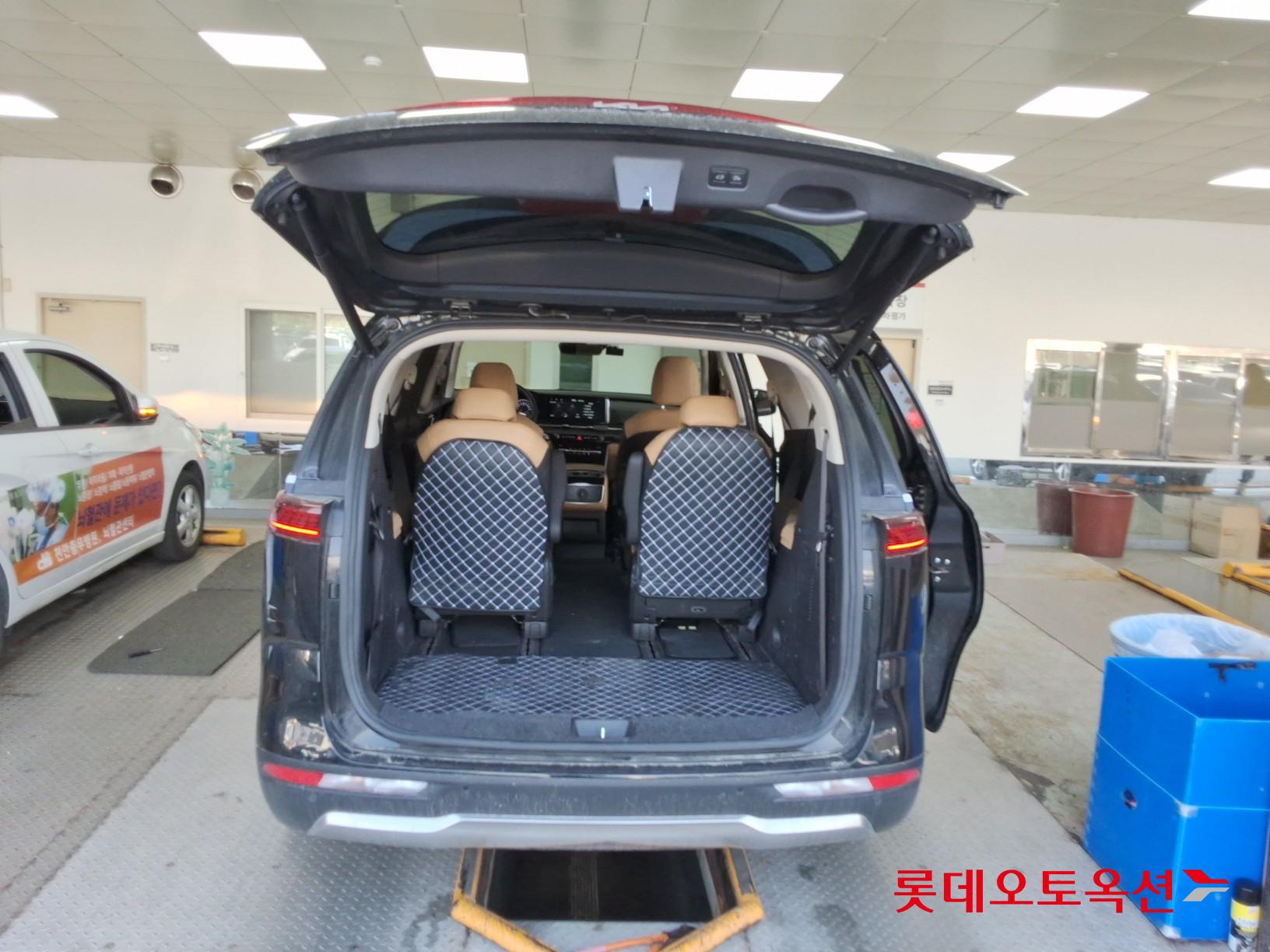 Kia Carnival 2023 - Image 9