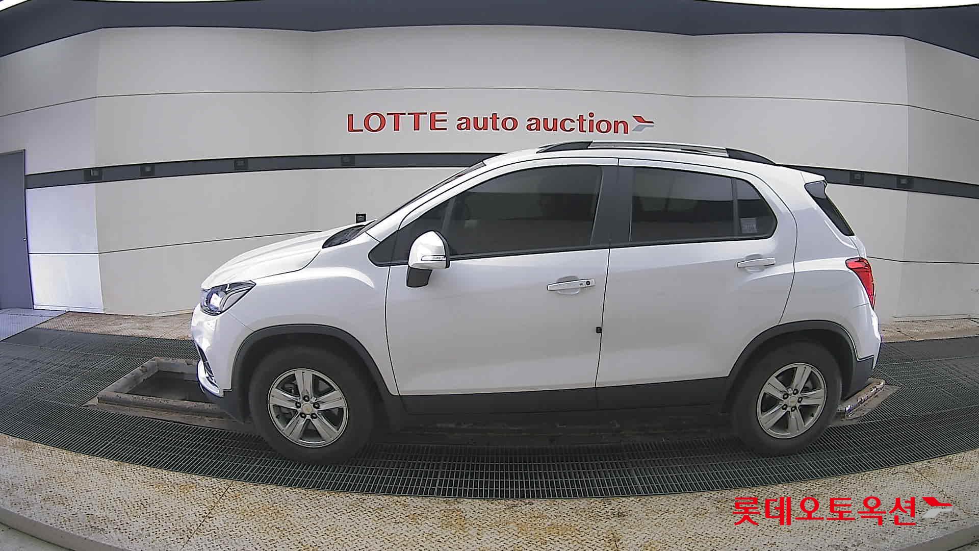 جنرال موتورز كوريا تراكس 2021 - صورة 13