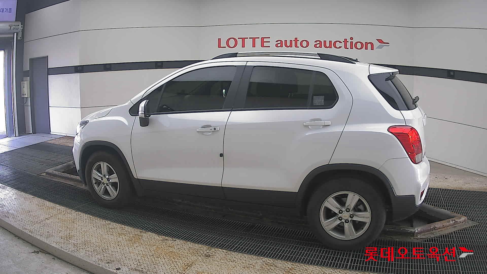 جنرال موتورز كوريا تراكس 2021 - صورة 14