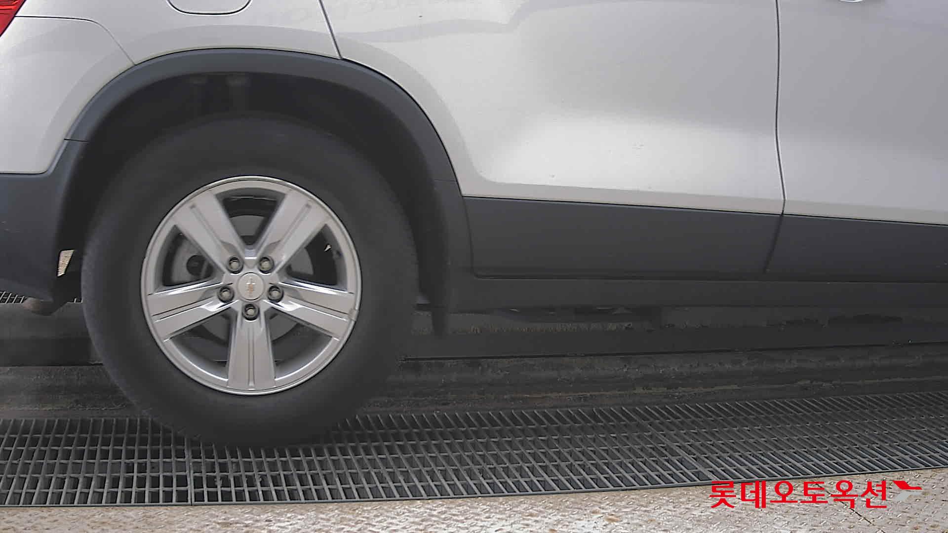 جنرال موتورز كوريا تراكس 2021 - صورة 28