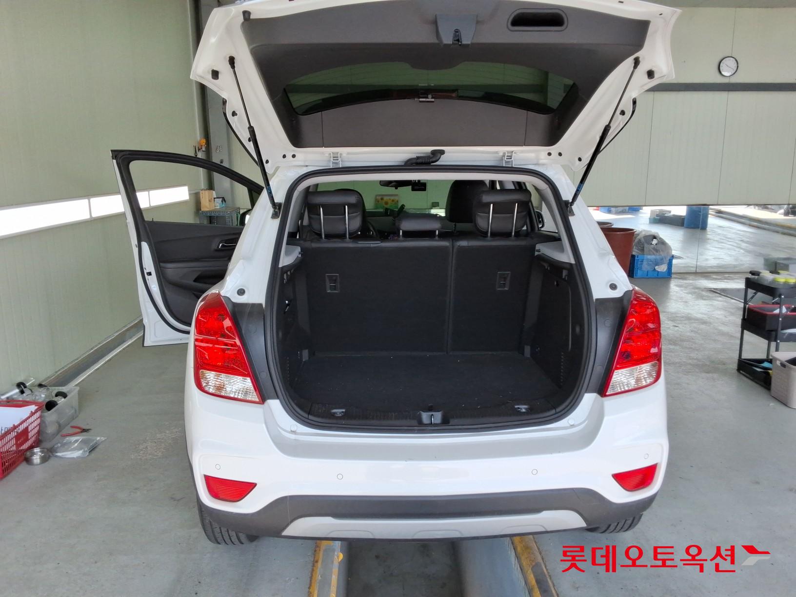 جنرال موتورز كوريا تراكس 2021 - صورة 9