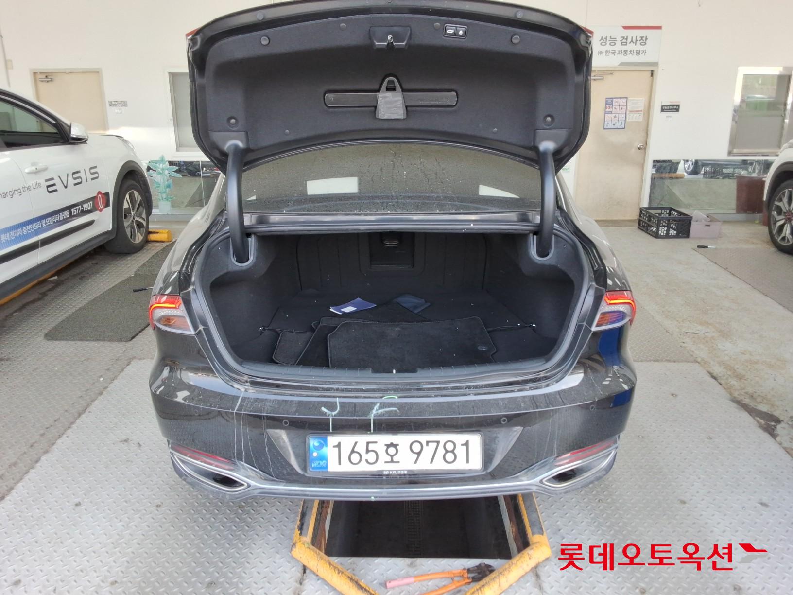 Hyundai Grandeur 2022 - Image 9