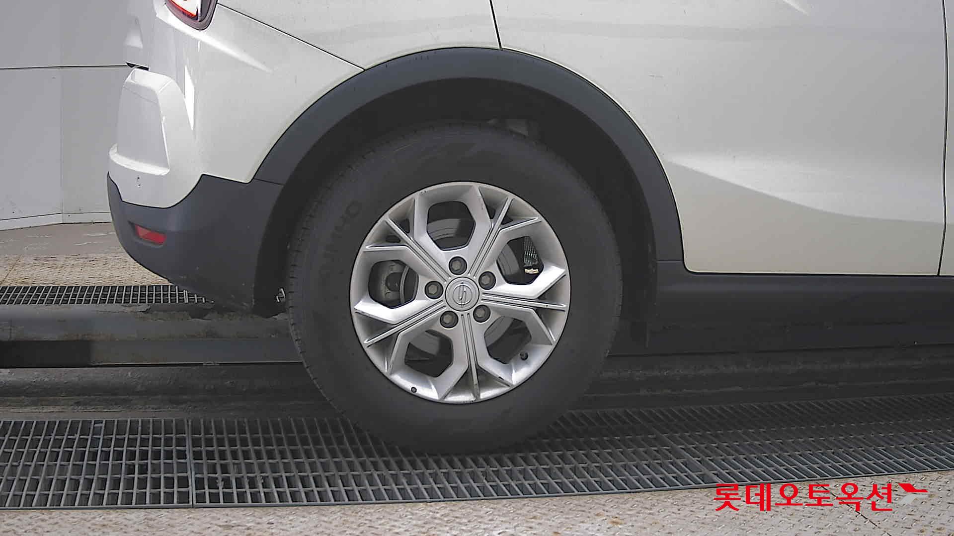 KG Mobility Tivoli 2021 - Image 28