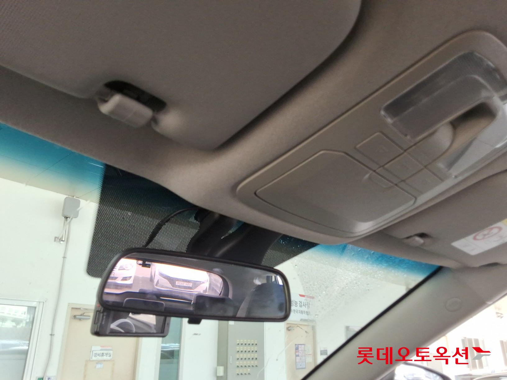 KG Mobility Tivoli 2021 - Image 31