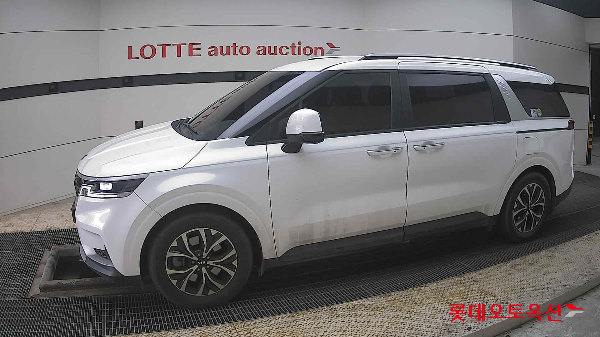 Kia Carnival 2021 - Image 12