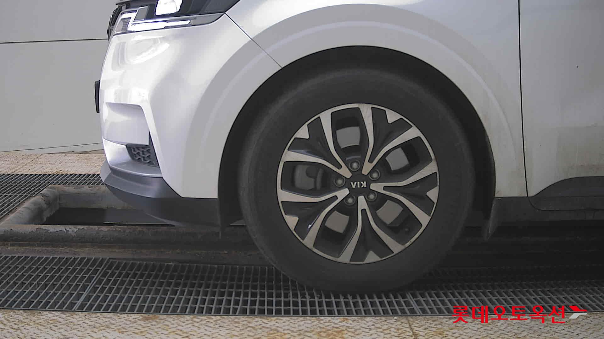 Kia Carnival 2021 - Image 25