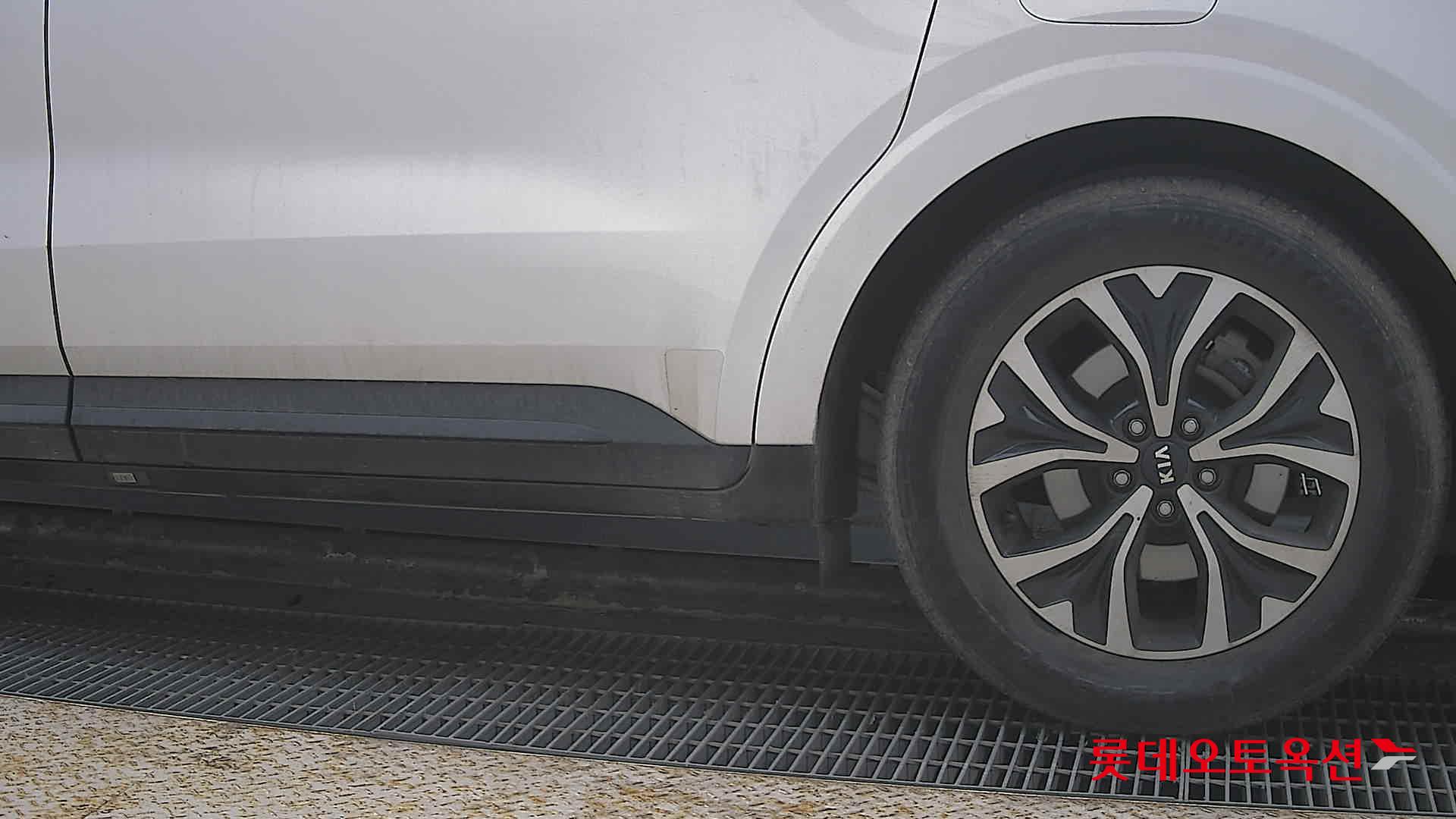 Kia Carnival 2021 - Image 26