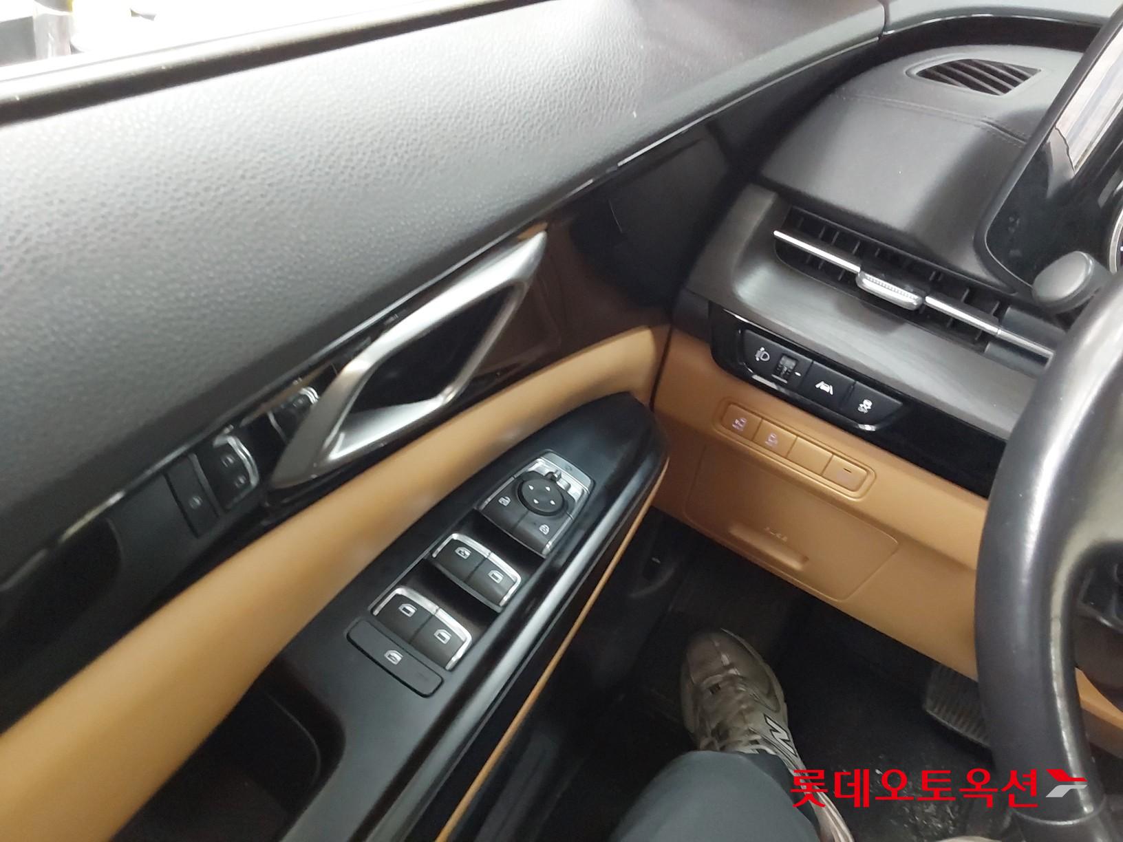 Kia Carnival 2021 - Image 29