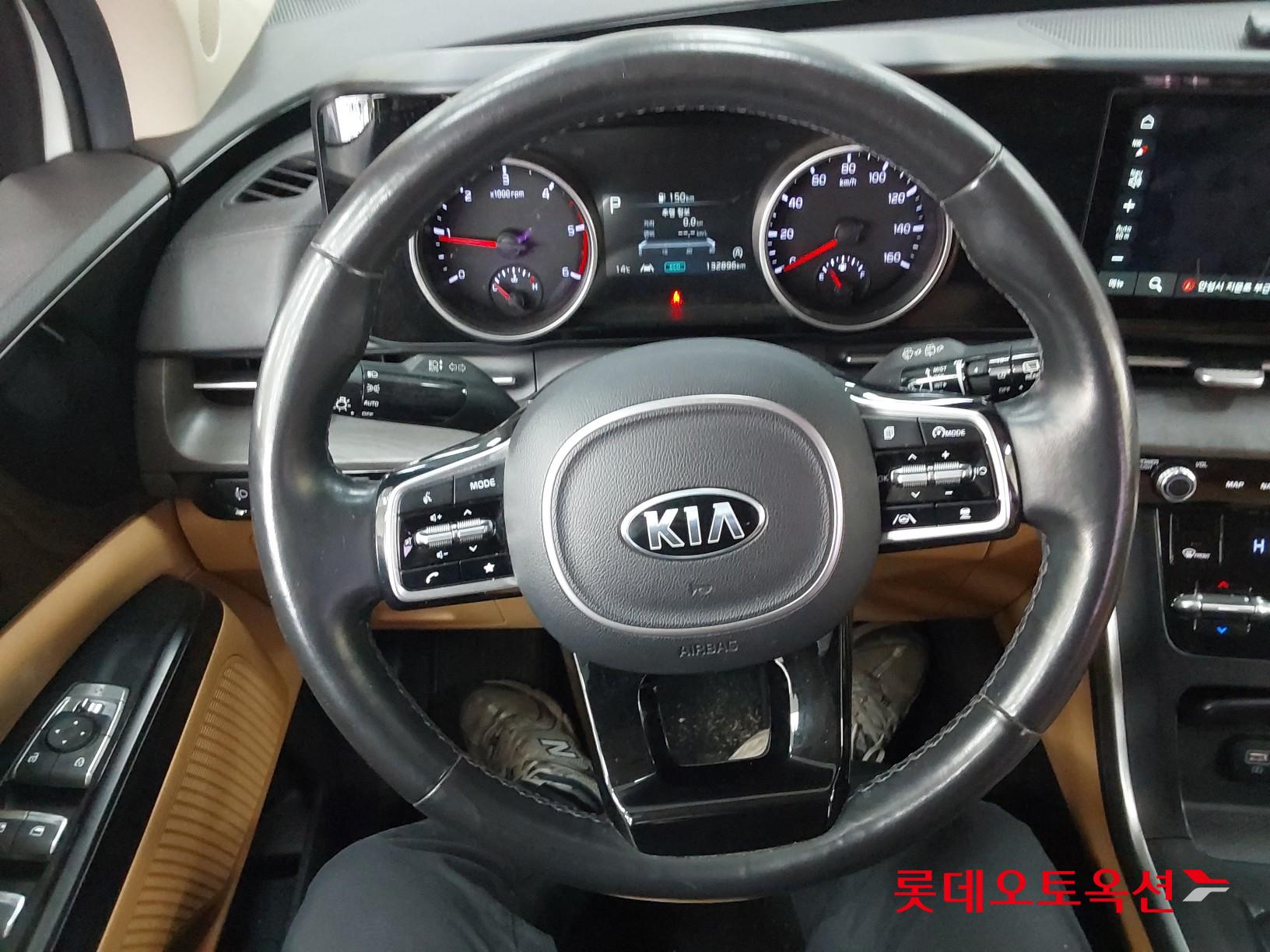 Kia Carnival 2021 - Image 30