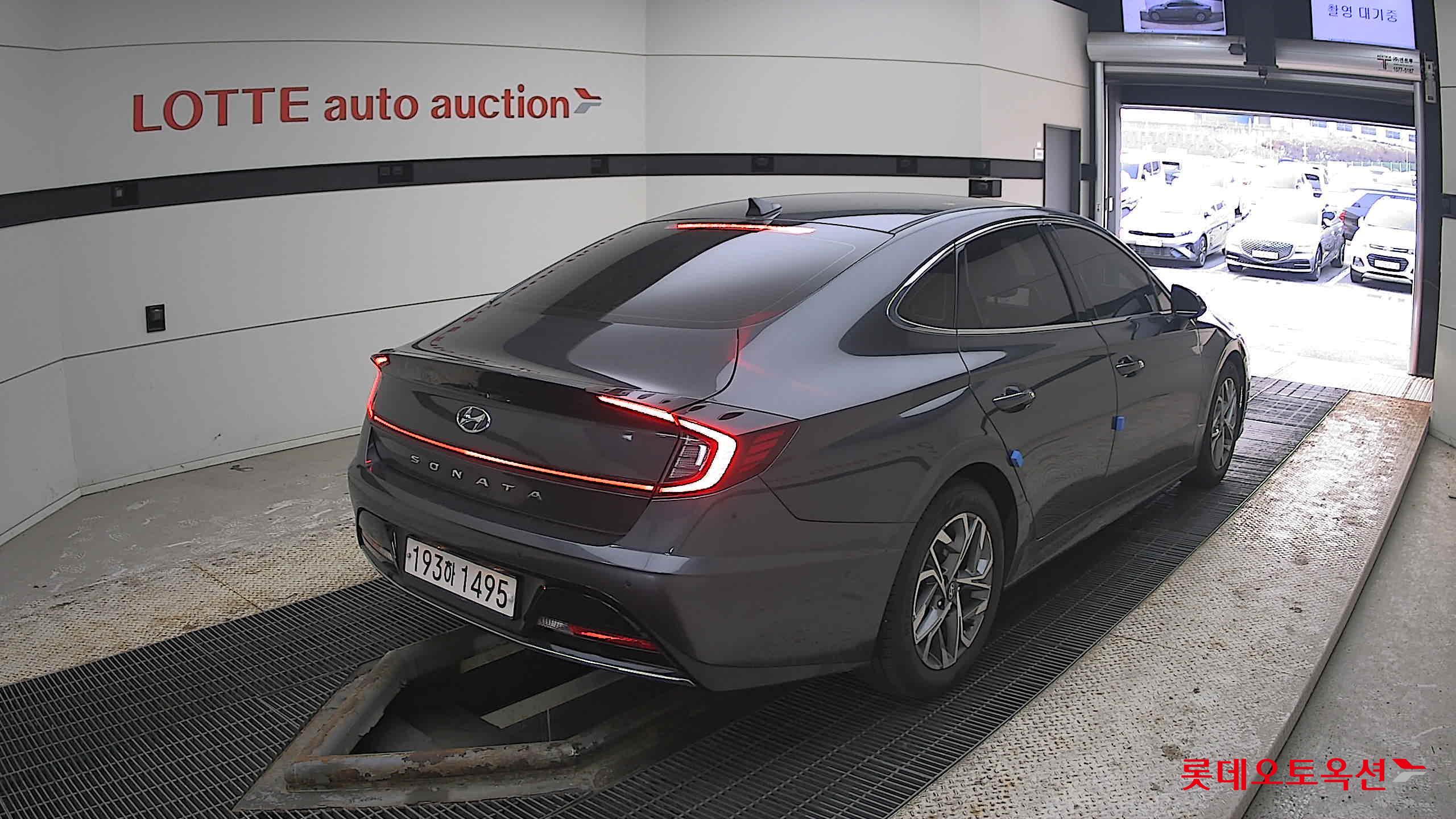 Hyundai Sonata 2022 - Image 5