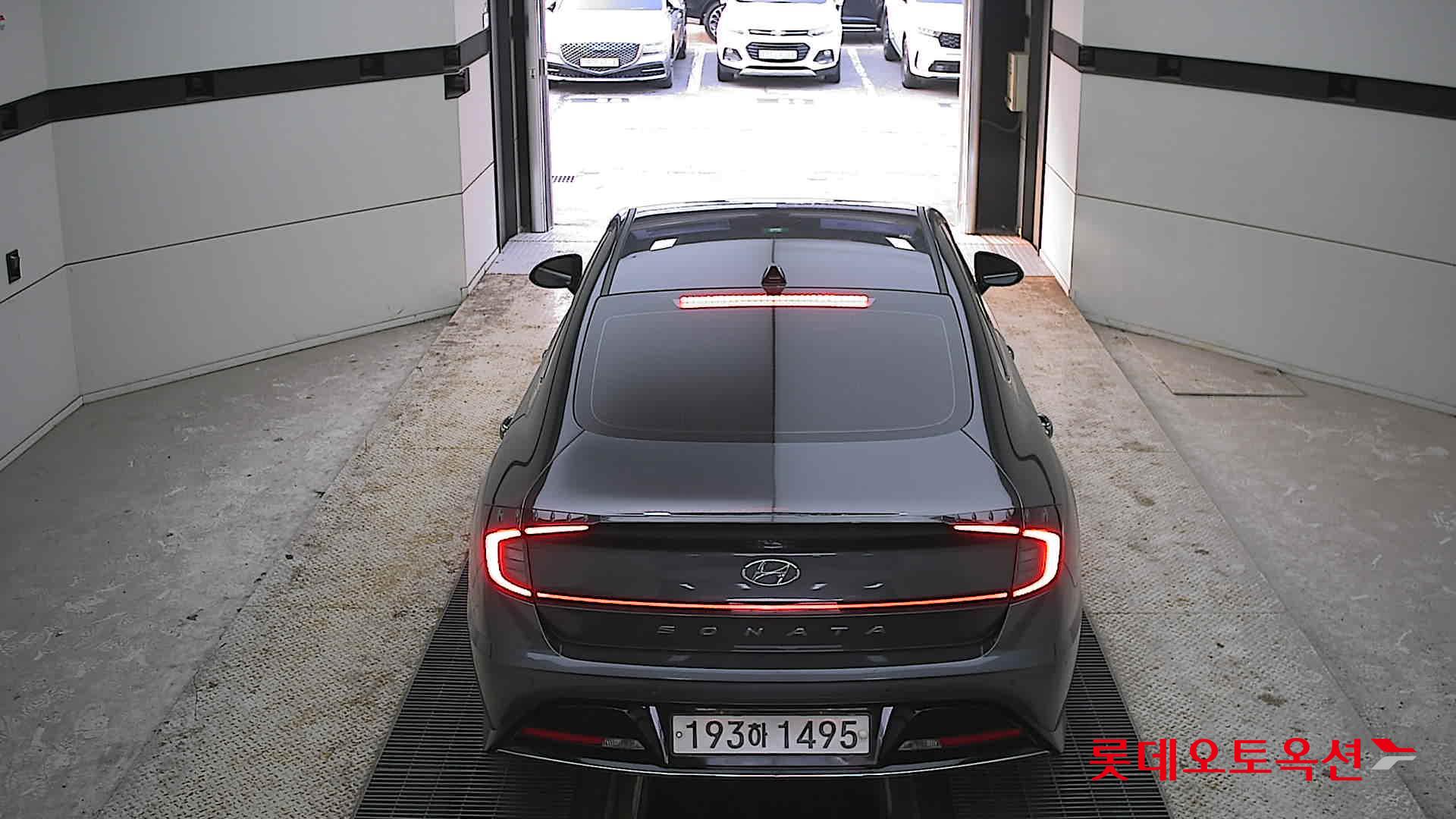 Hyundai Sonata 2022 - Image 17