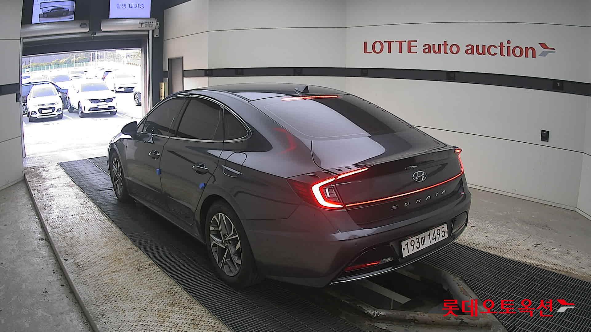 Hyundai Sonata 2022 - Image 4