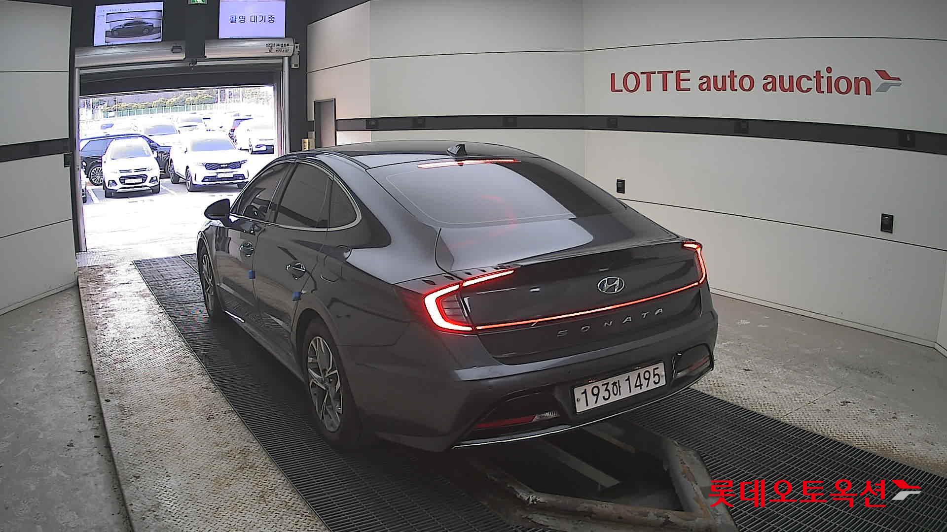 Hyundai Sonata 2022 - Image 16