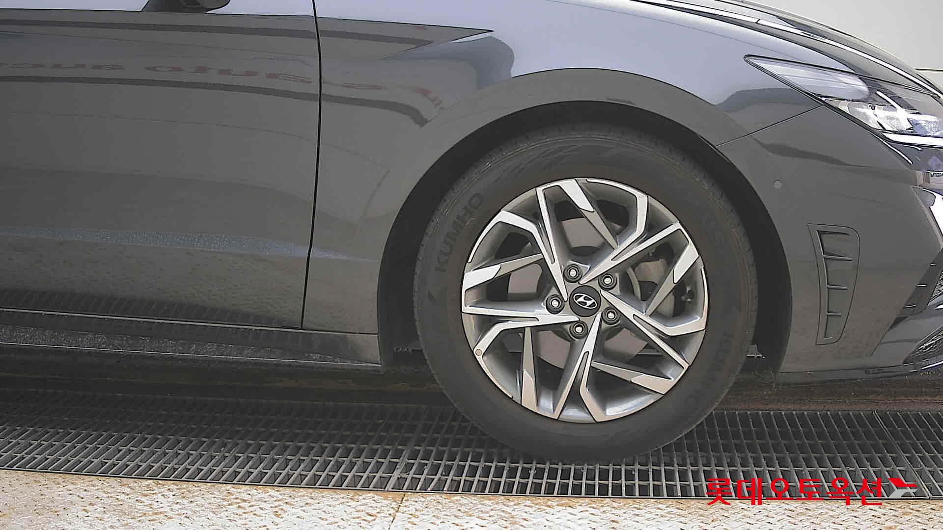 Hyundai Sonata 2022 - Image 27