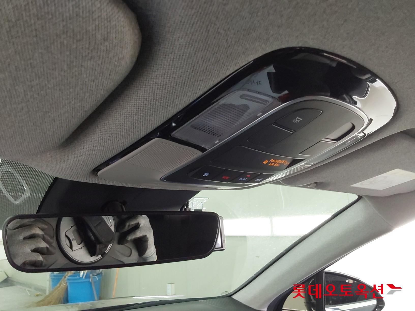 Hyundai Sonata 2022 - Image 31