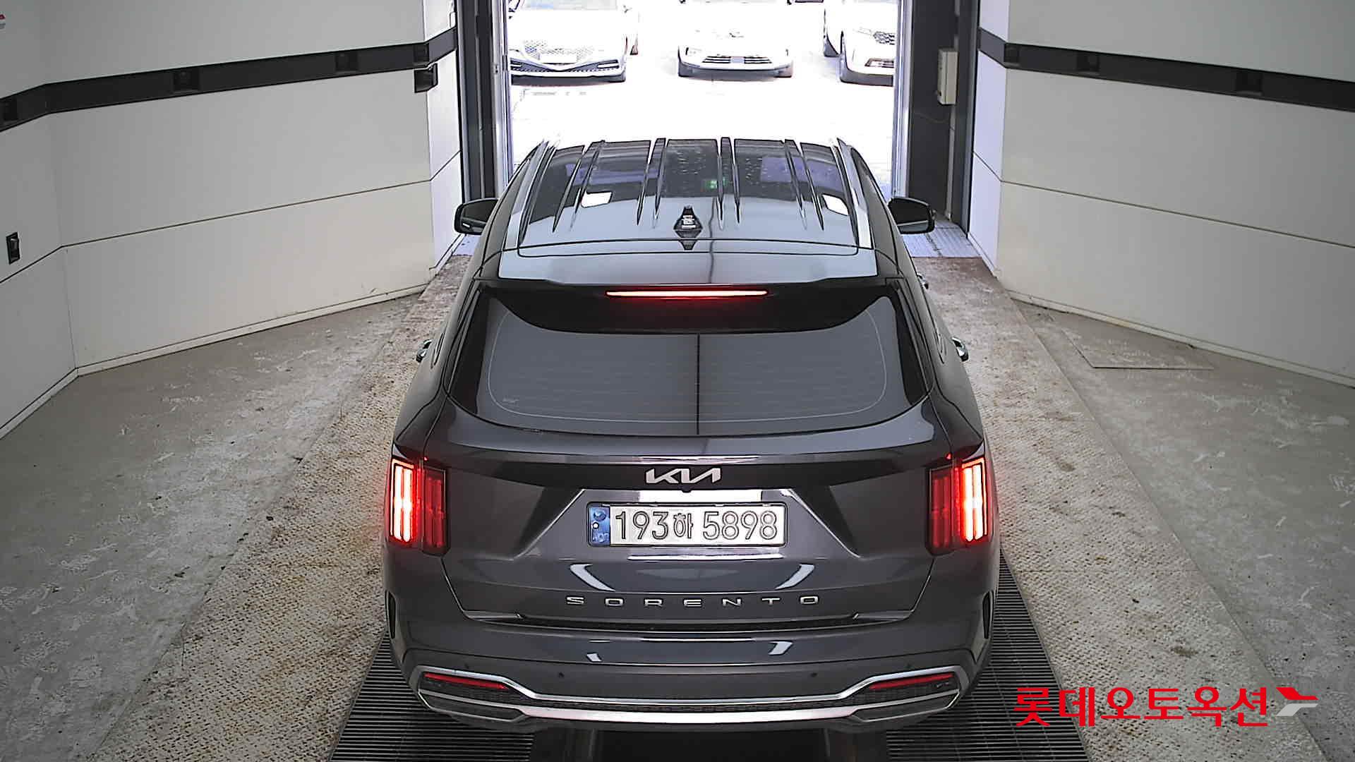 كيا سورينتو 2022 - صورة 17