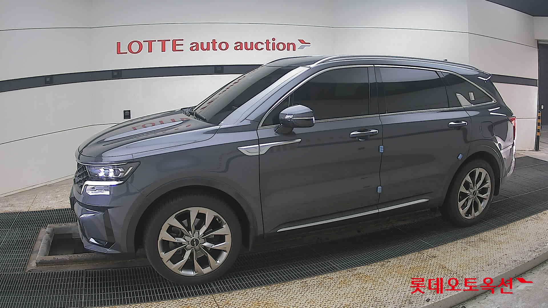 كيا سورينتو 2022 - صورة 12