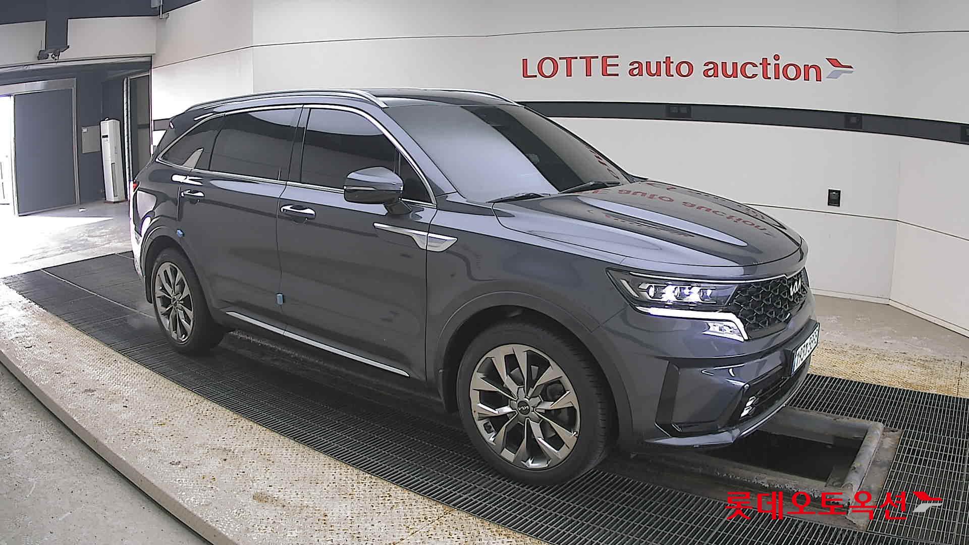 كيا سورينتو 2022 - صورة 23