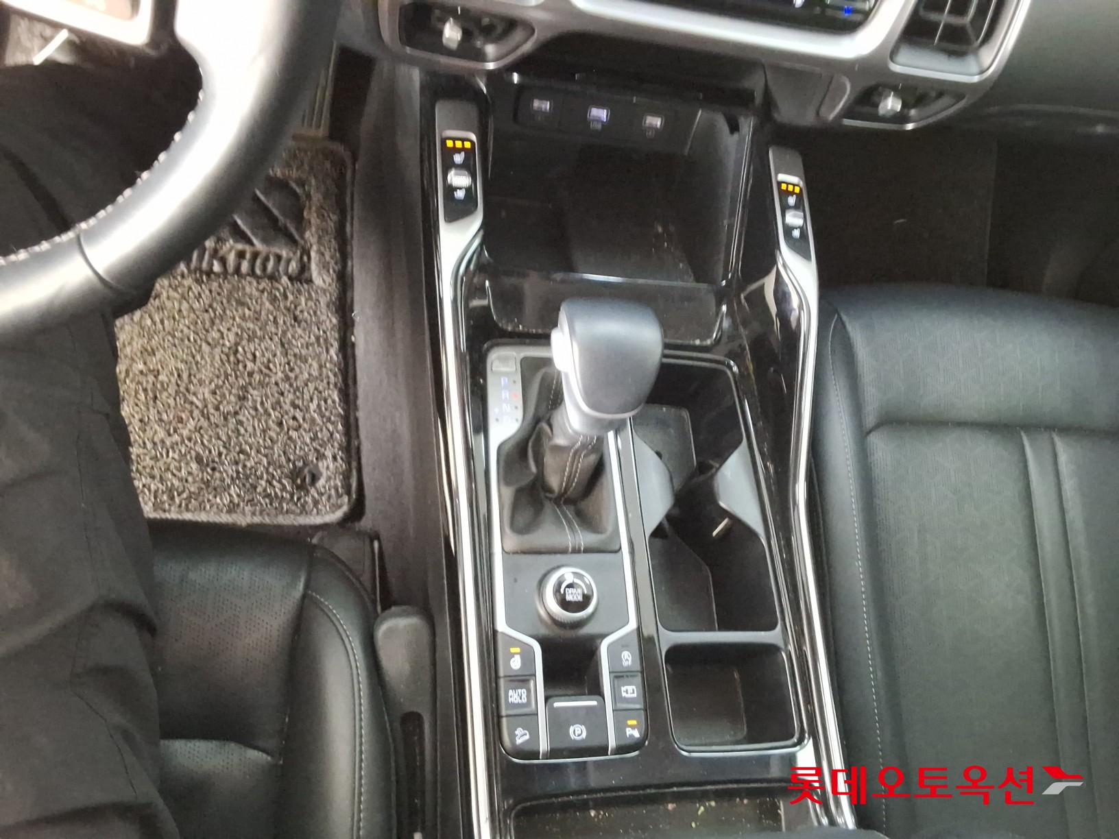 كيا سورينتو 2022 - صورة 32