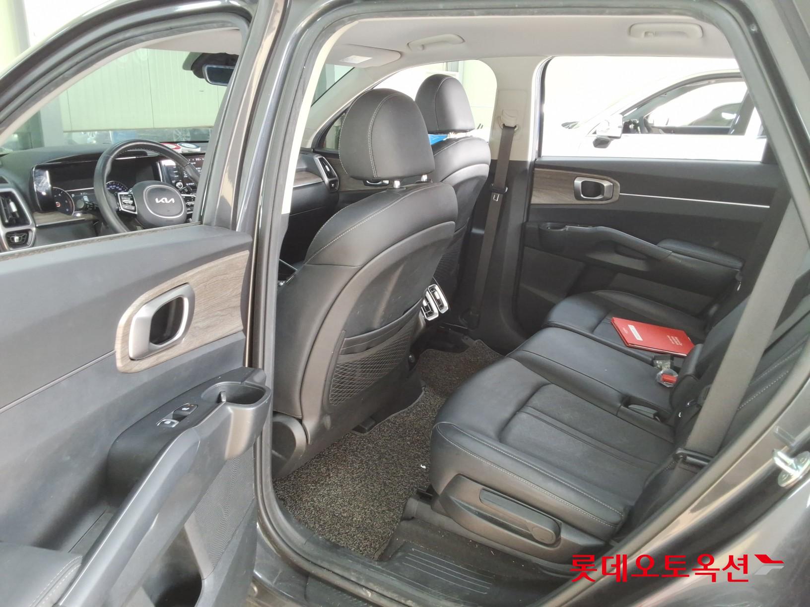 كيا سورينتو 2022 - صورة 36