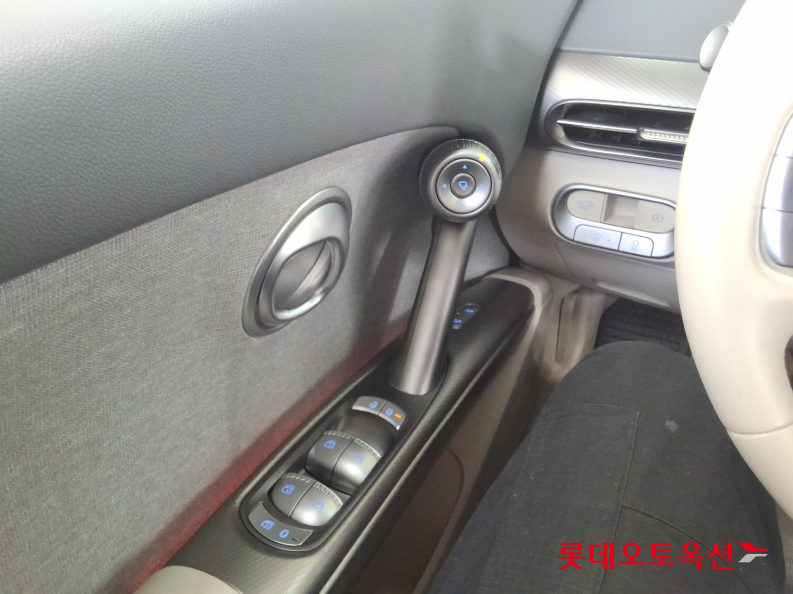 جينسس جي في 60