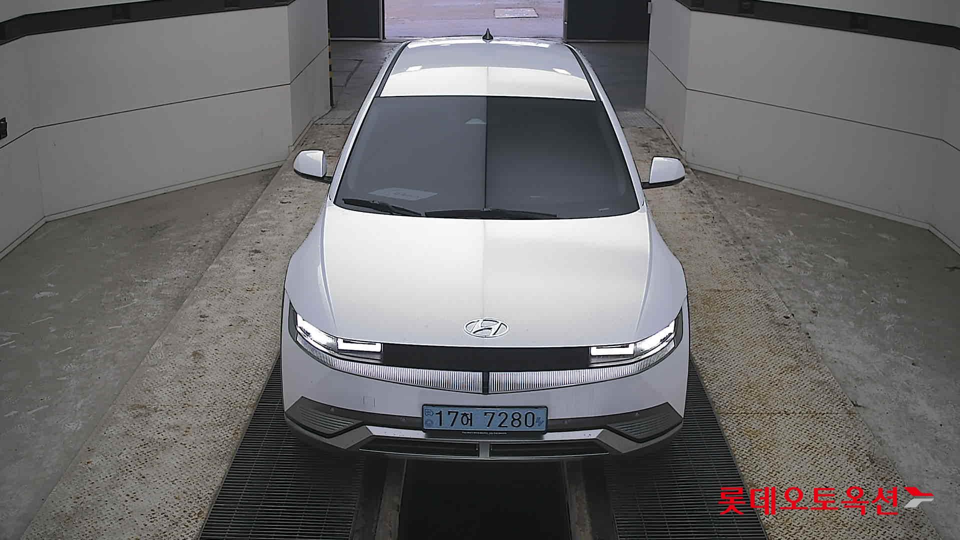 Hyundai IONIQ 5 id 3809881 из Кореи 8