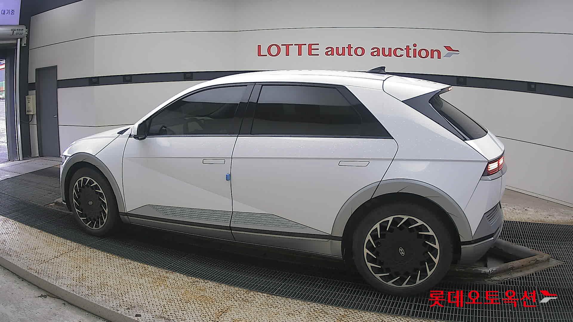 Hyundai IONIQ 5 id 3809881 из Кореи 11