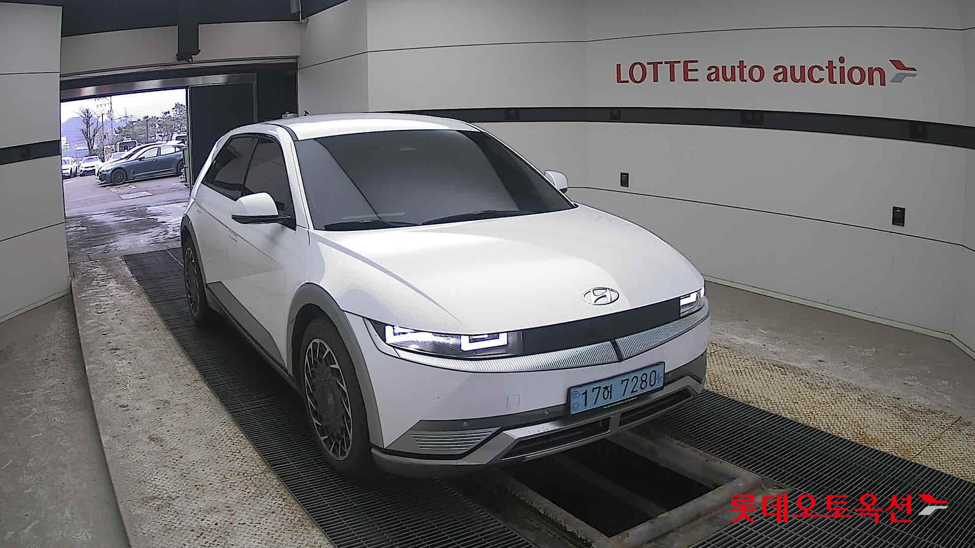 Hyundai IONIQ 5 id 3809881 из Кореи 15