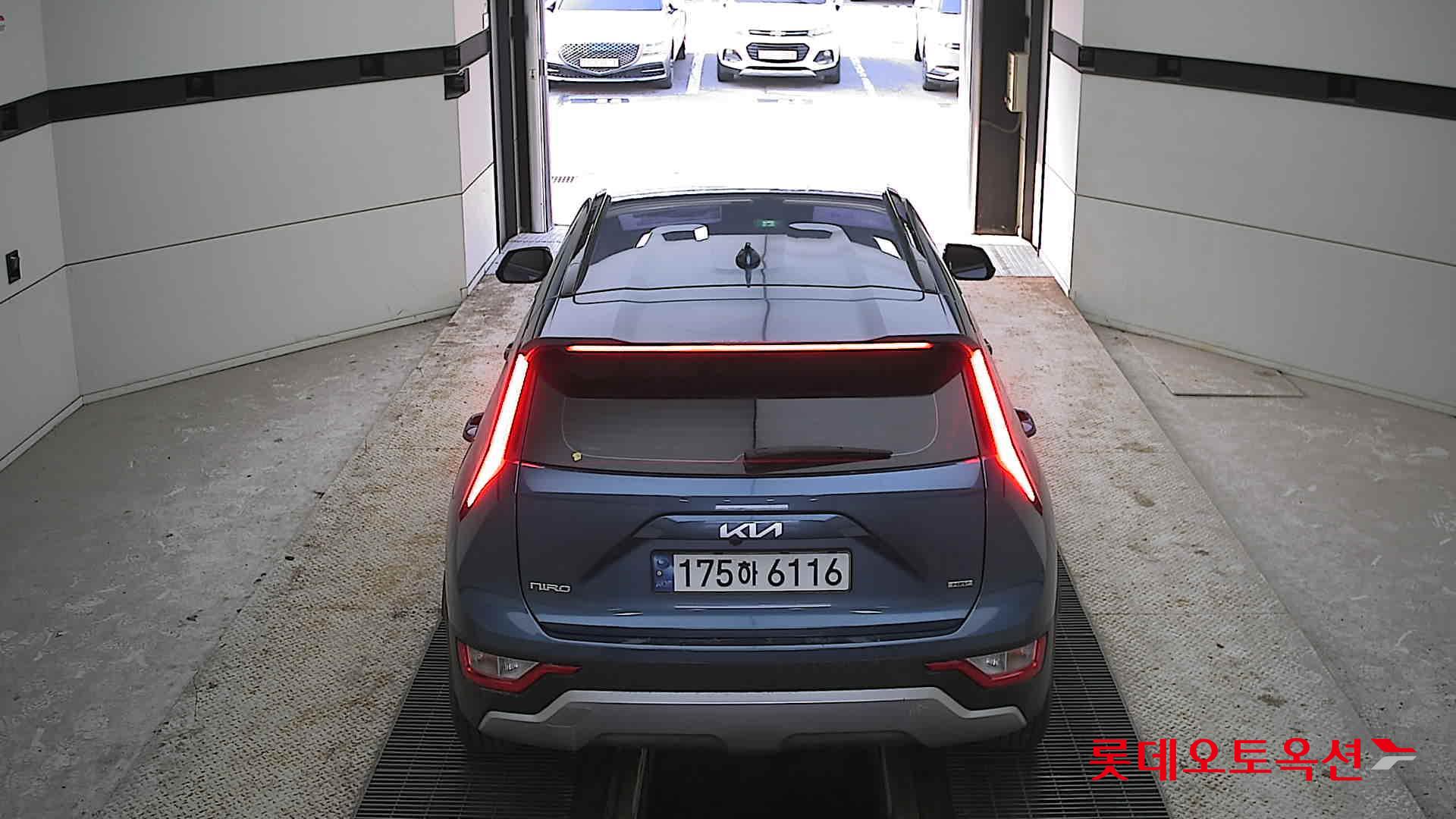 كيا نيرو 2024 - صورة 17