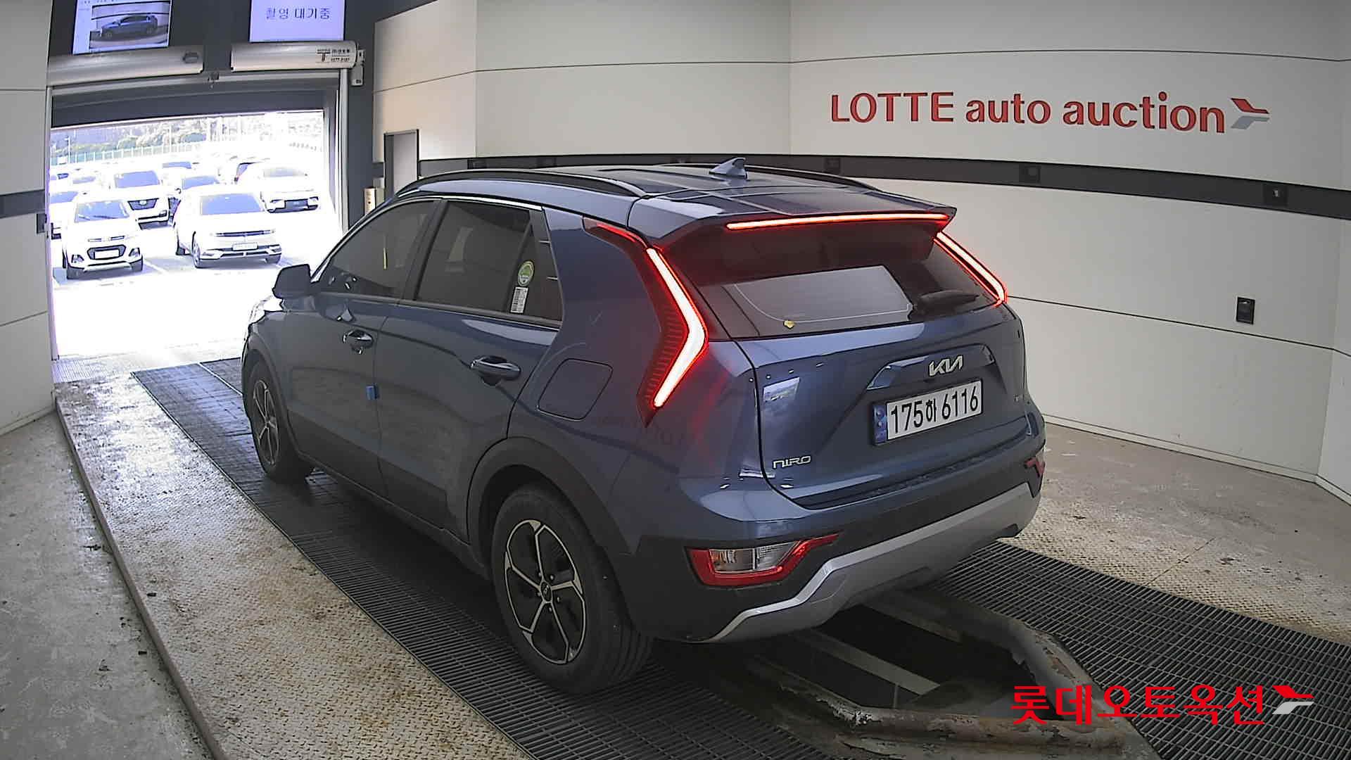 كيا نيرو 2024 - صورة 4