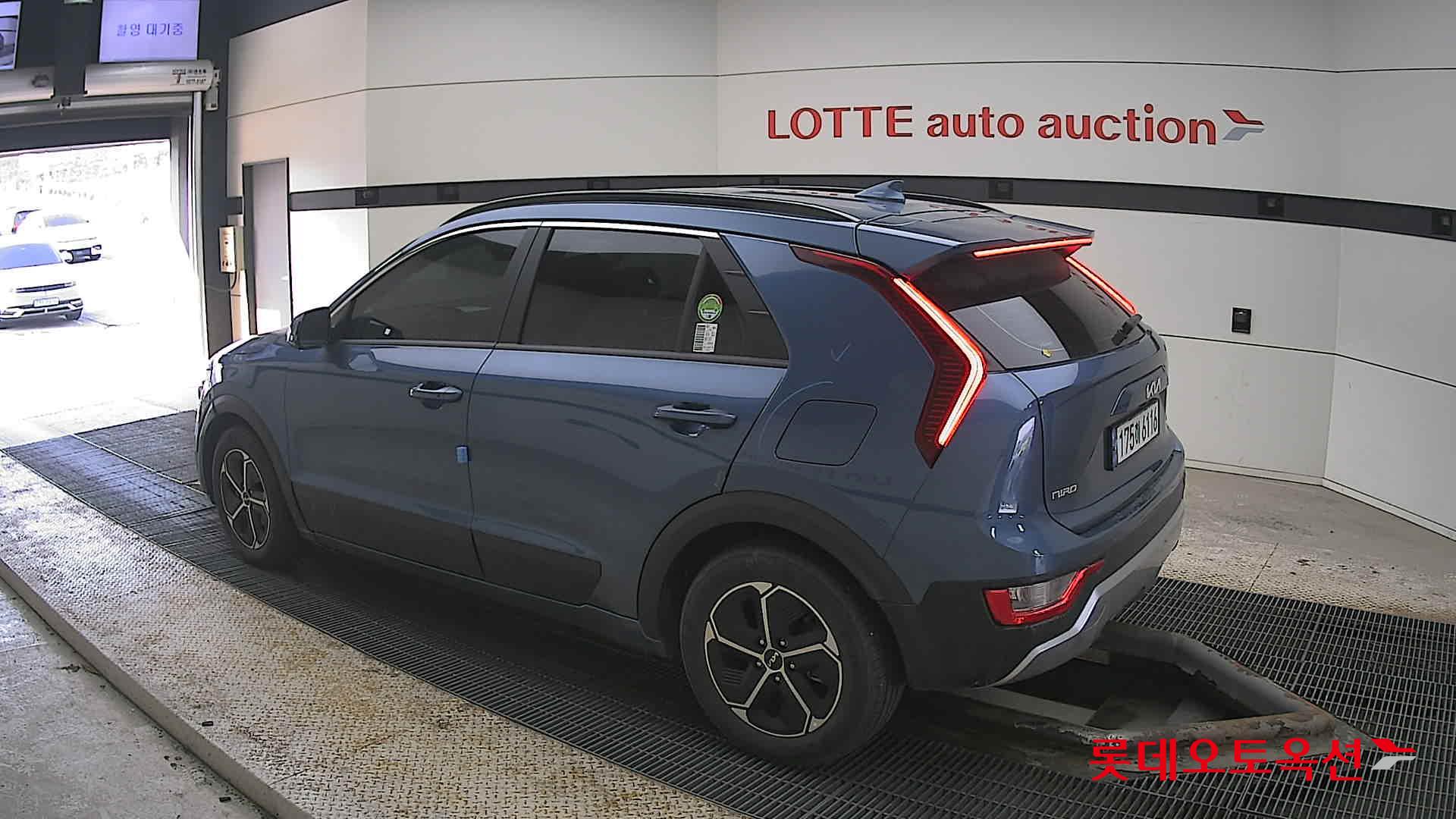 كيا نيرو 2024 - صورة 15