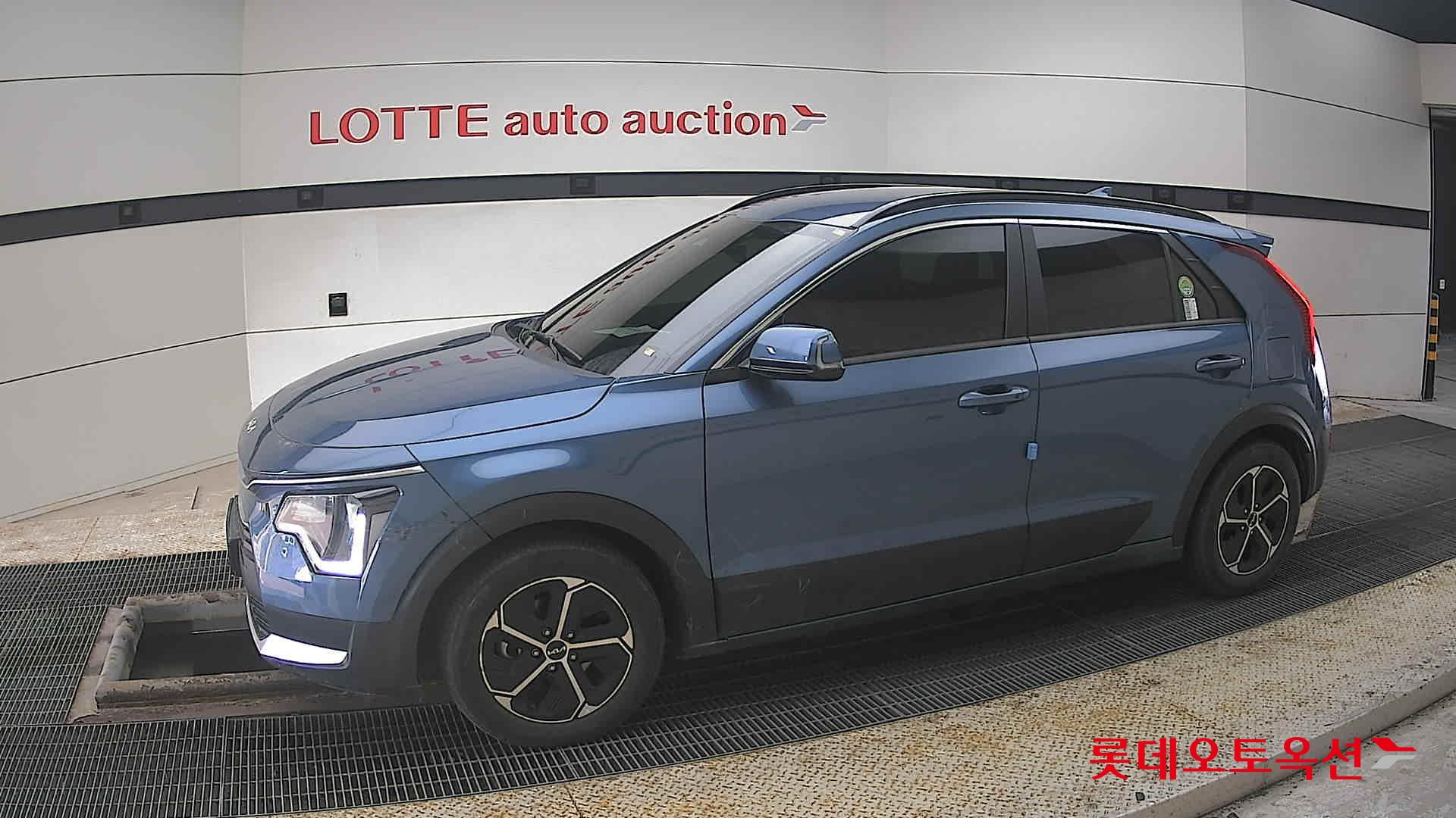 كيا نيرو 2024 - صورة 12