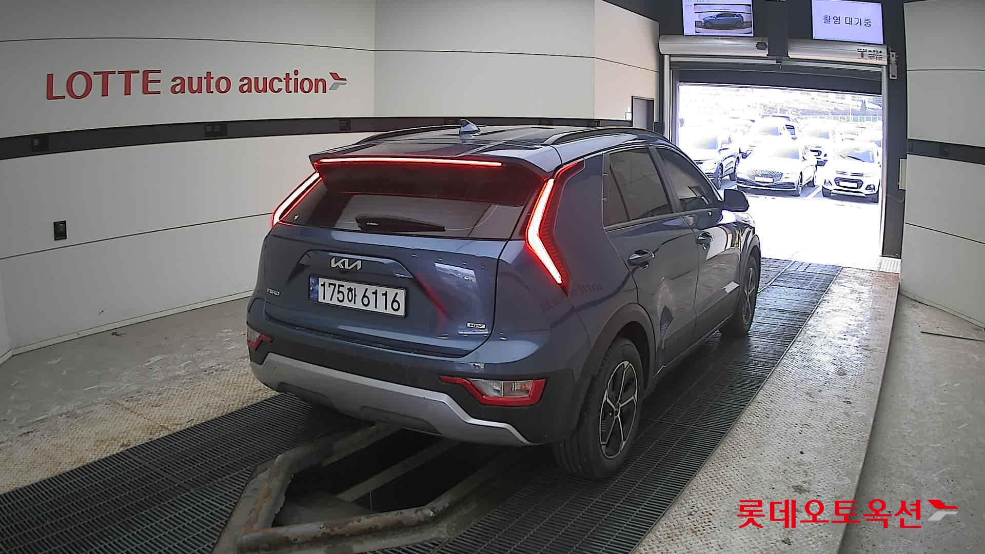 كيا نيرو 2024 - صورة 18