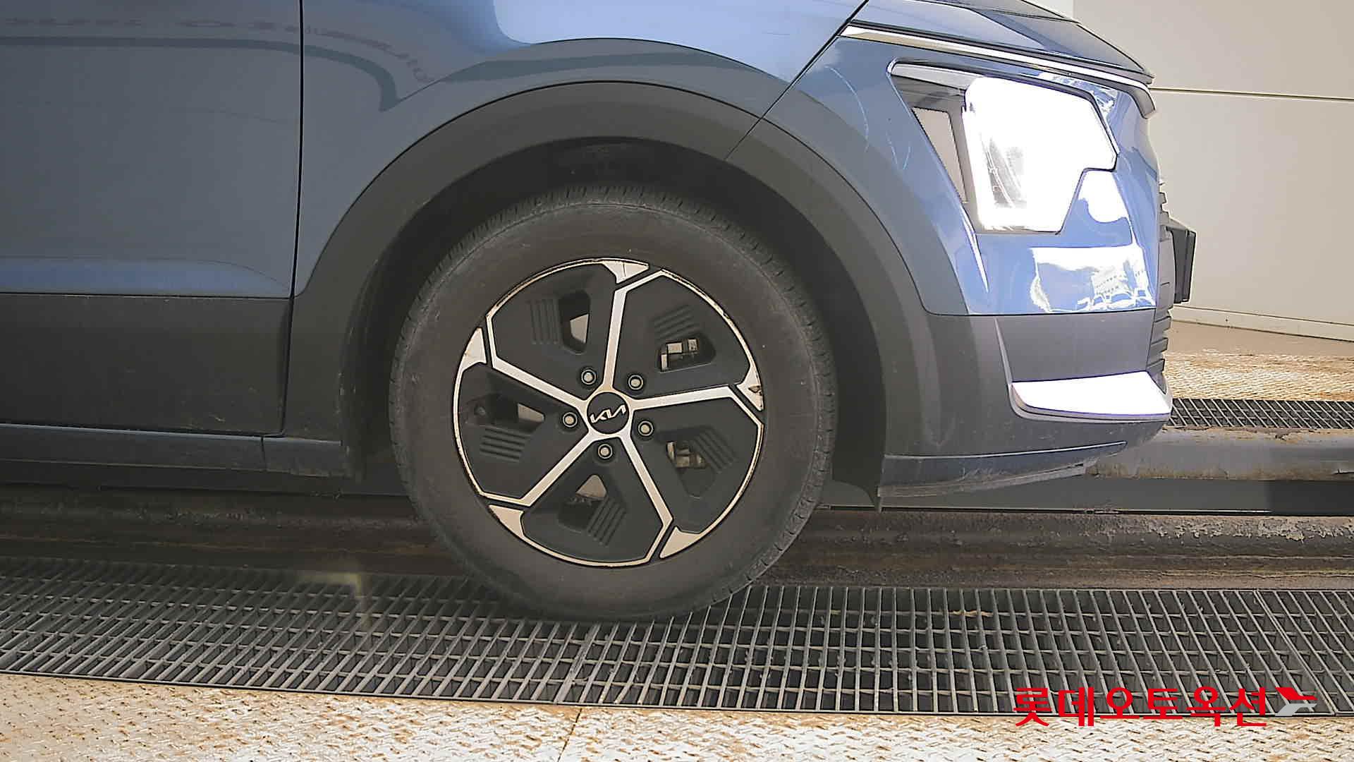 كيا نيرو 2024 - صورة 27