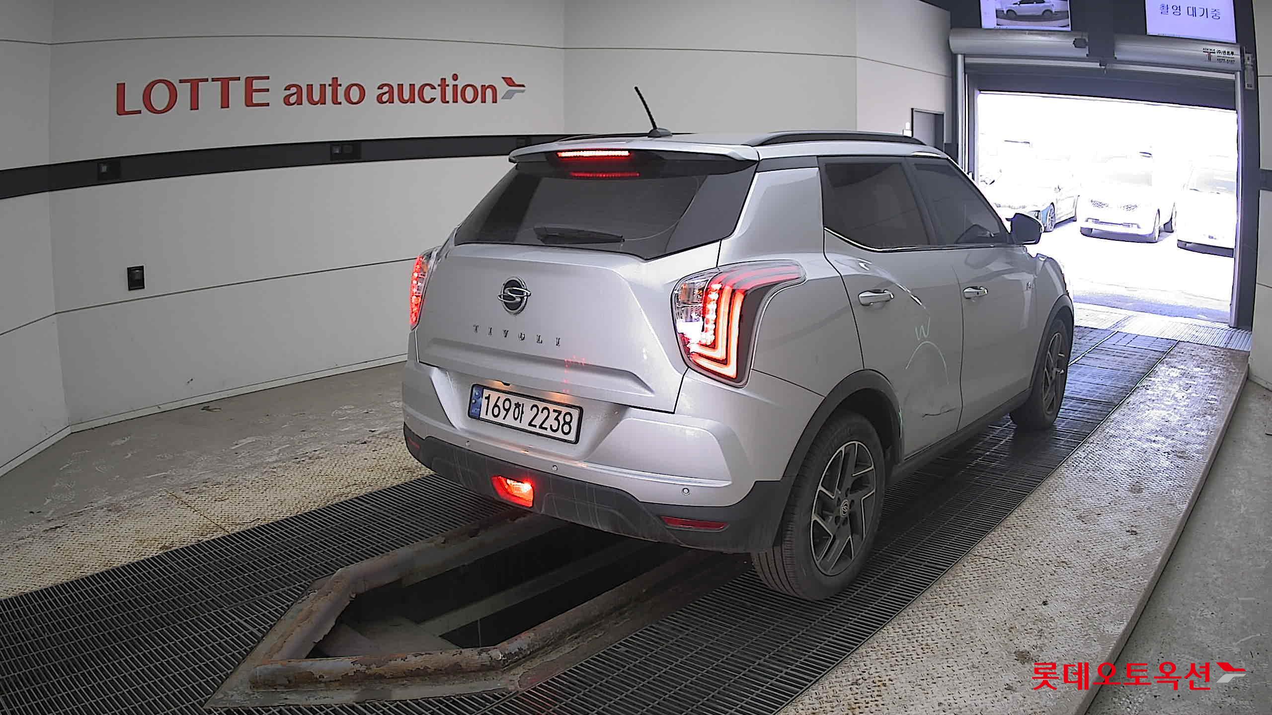 SsangYong Tivoli 2022 Silent Silver из Кореи, фото 4