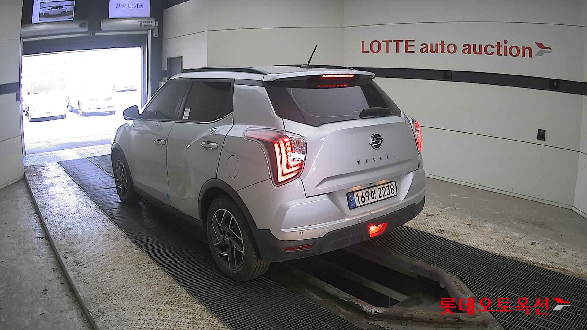 SsangYong Tivoli 2022 Silent Silver из Кореи, фото 6