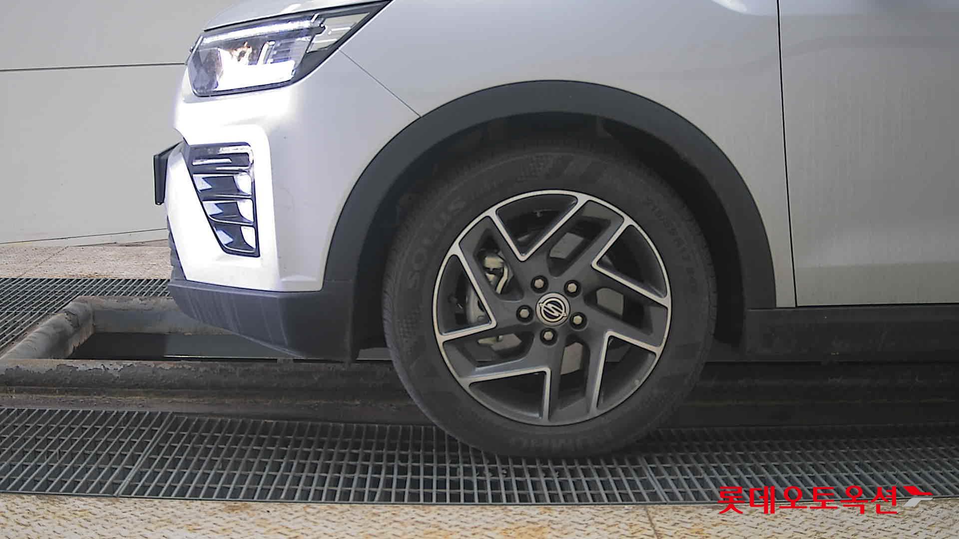 SsangYong Tivoli id 3803844 из Кореи 21