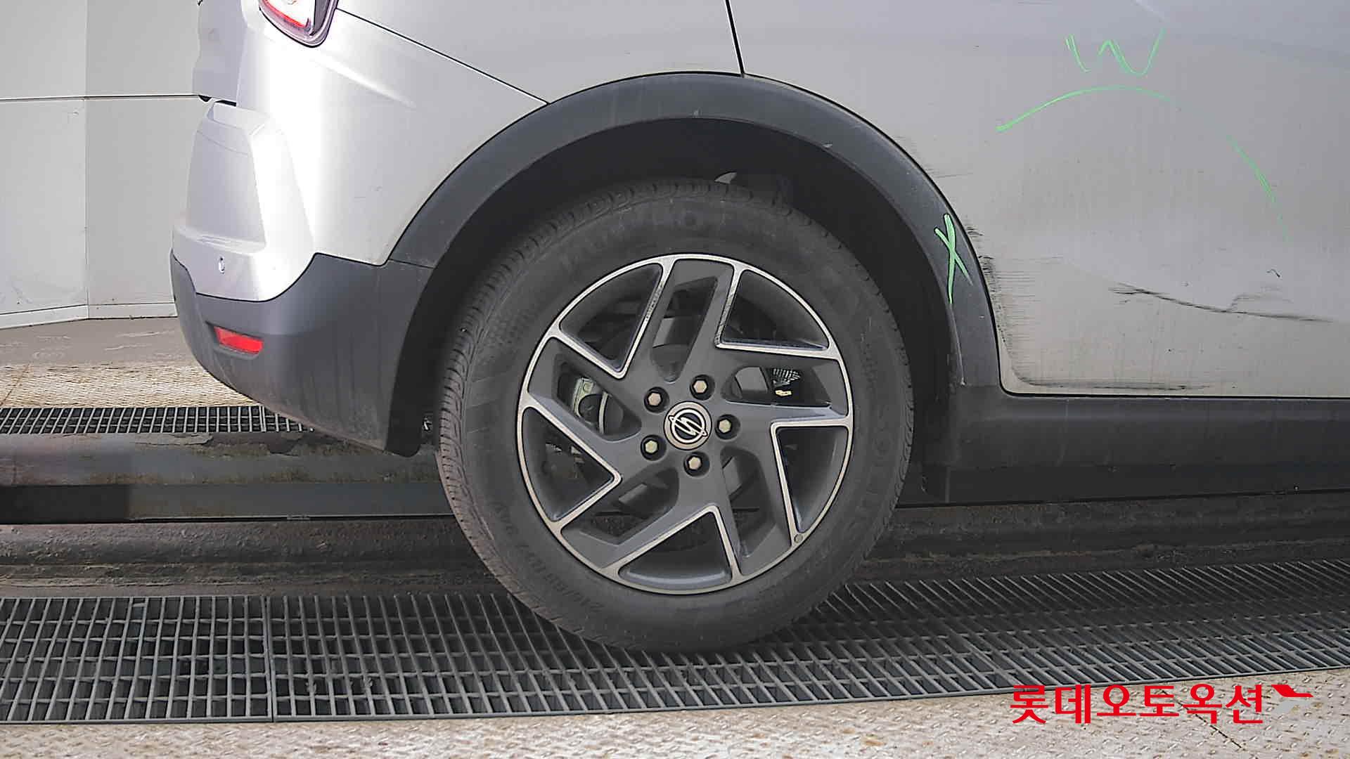 SsangYong Tivoli id 3803844 из Кореи 24