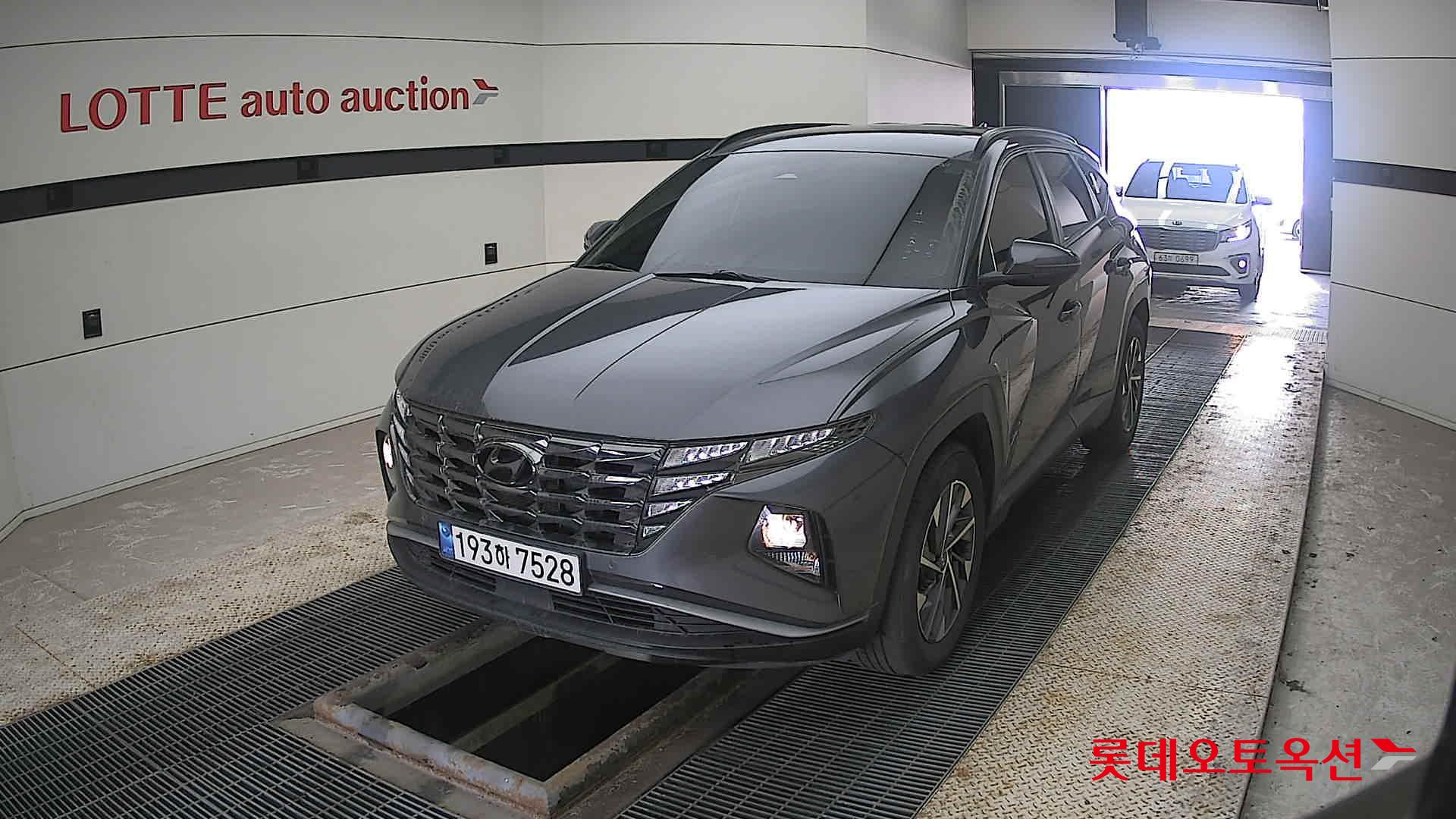 Hyundai Tucson Hybrid 2022 Titanium Grey Metallic из Кореи