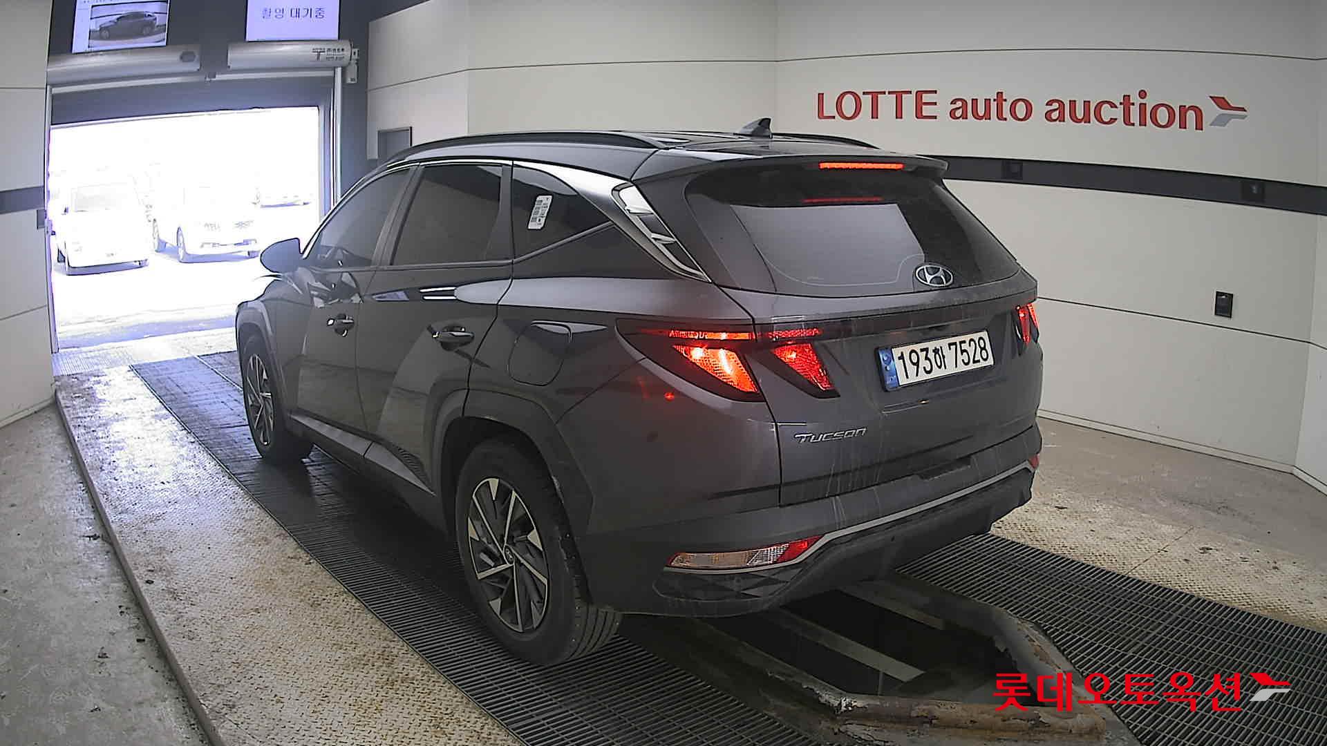 Hyundai Tucson Hybrid 2022 Titanium Grey Metallic из Кореи, фото 6