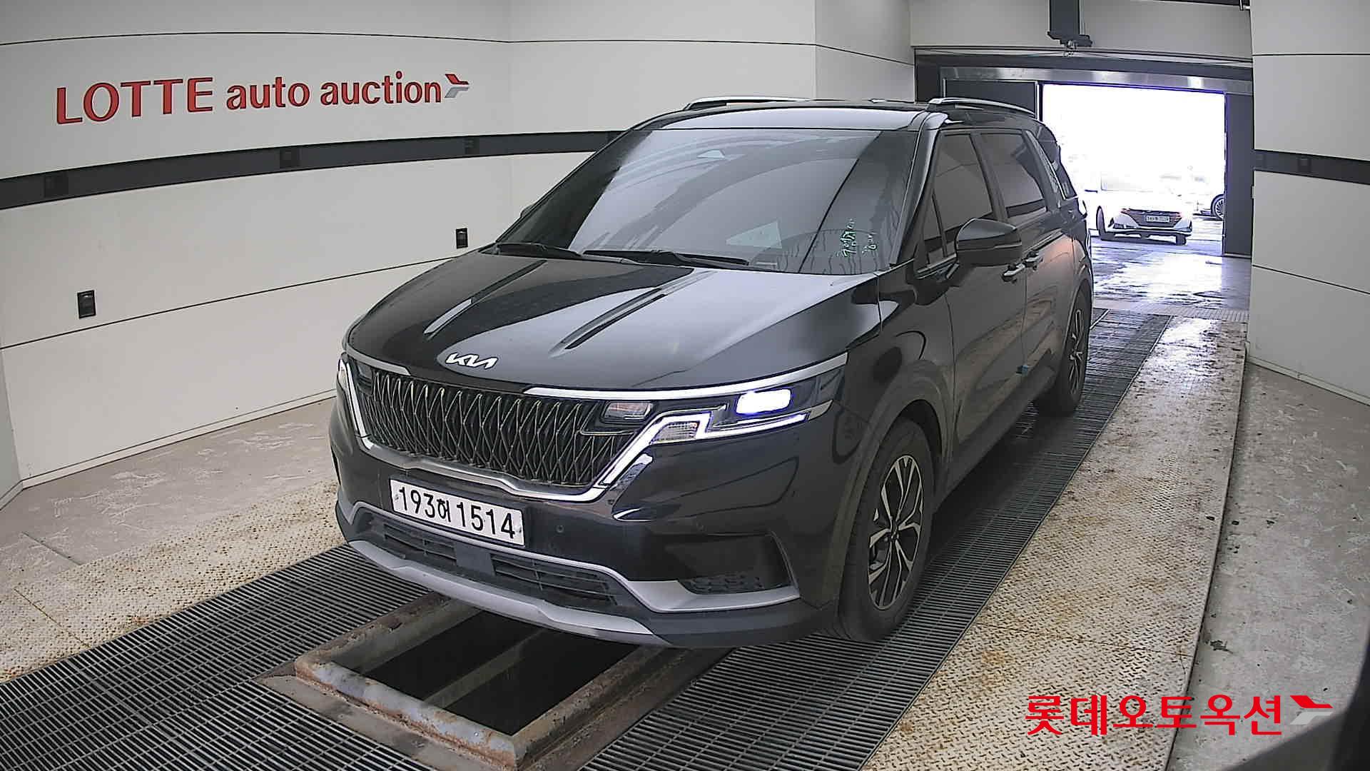 Kia Carnival 2022 - Image 10