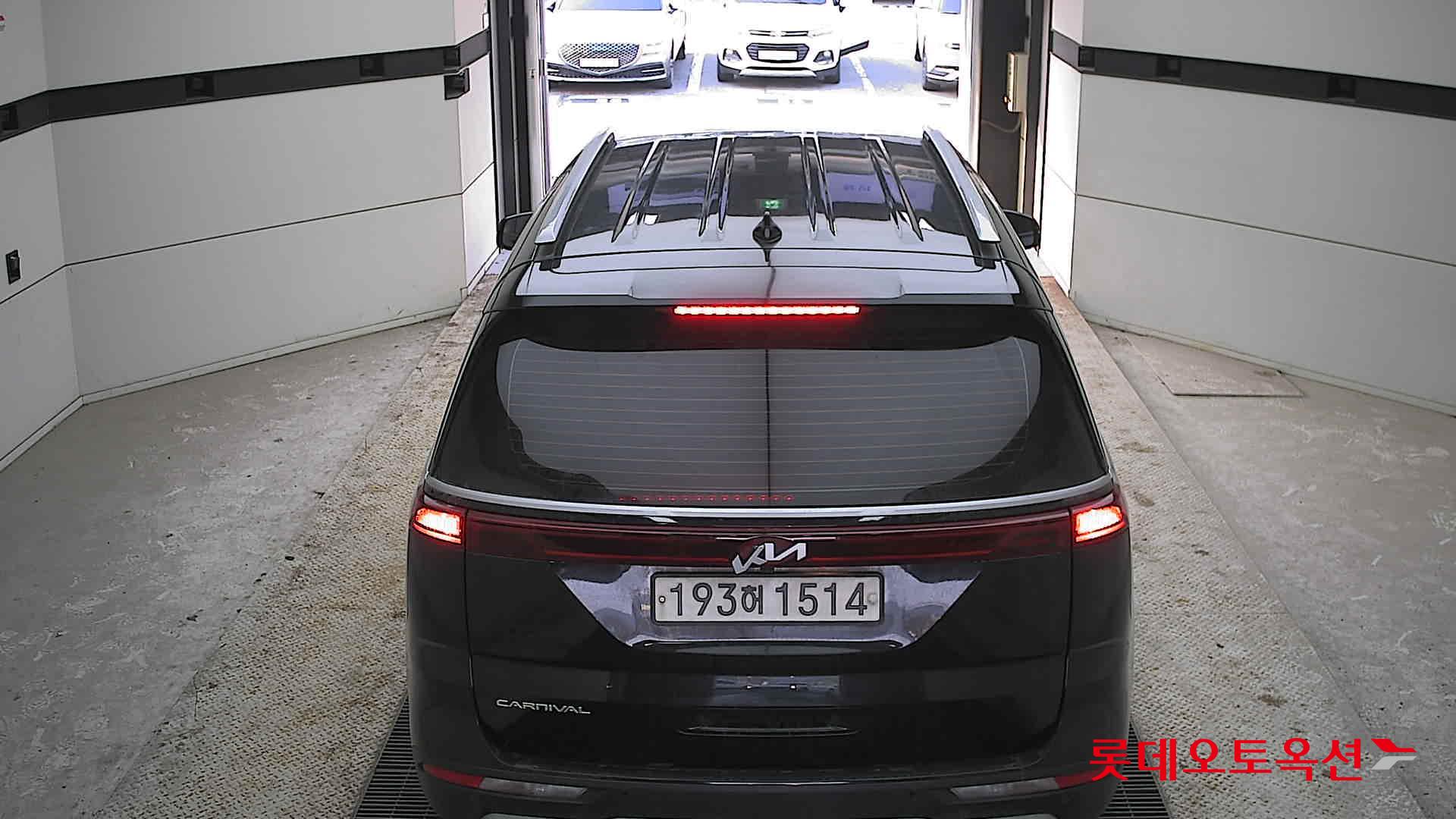 Kia Carnival 2022 - Image 17