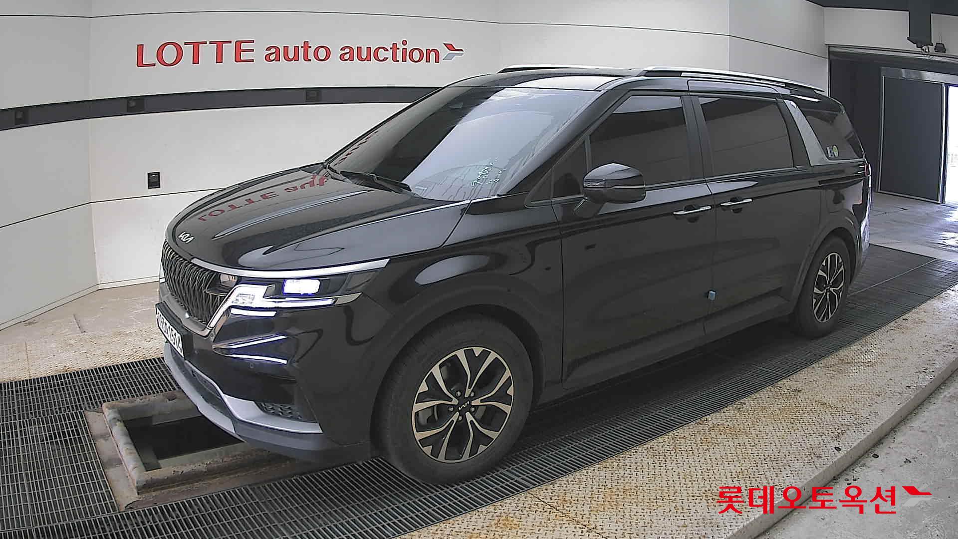 Kia Carnival 2022 - Image 11