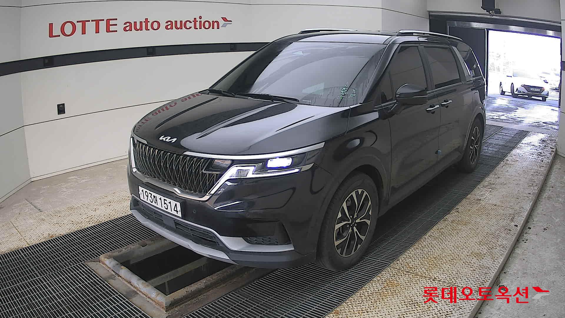 Kia Carnival 2022 - Image 3