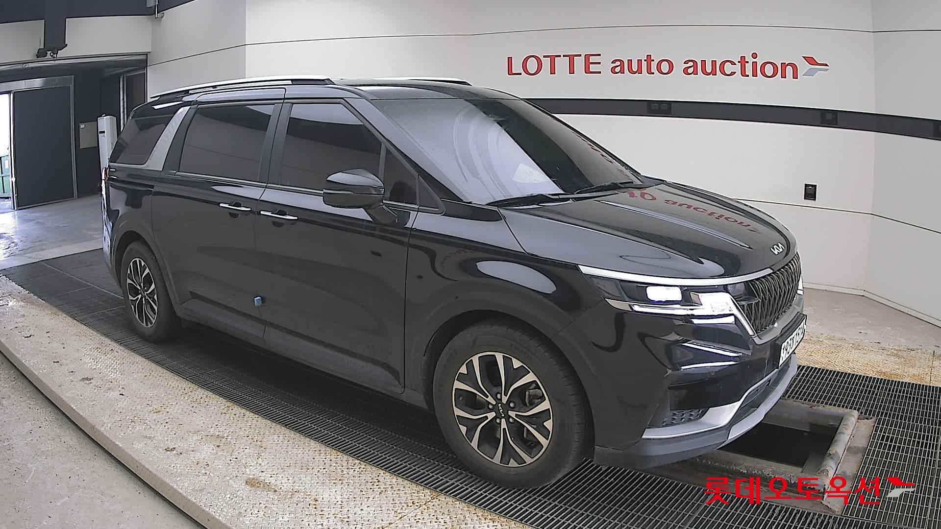 Kia Carnival 2022 - Image 23