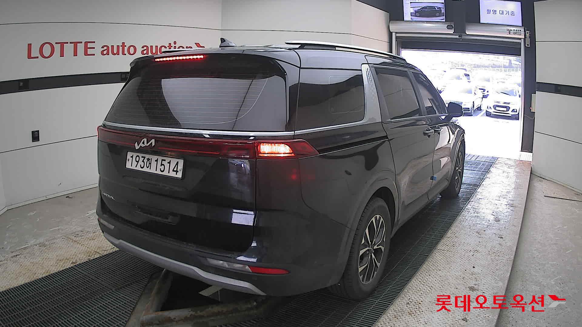 Kia Carnival 2022 - Image 18